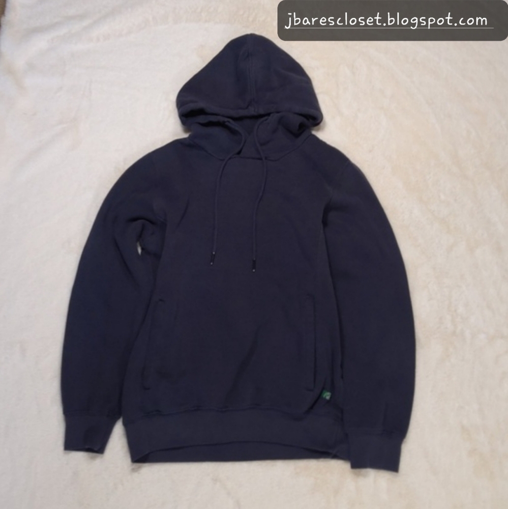 FREE Planet Men's Hoodir Size Small Navy Blue